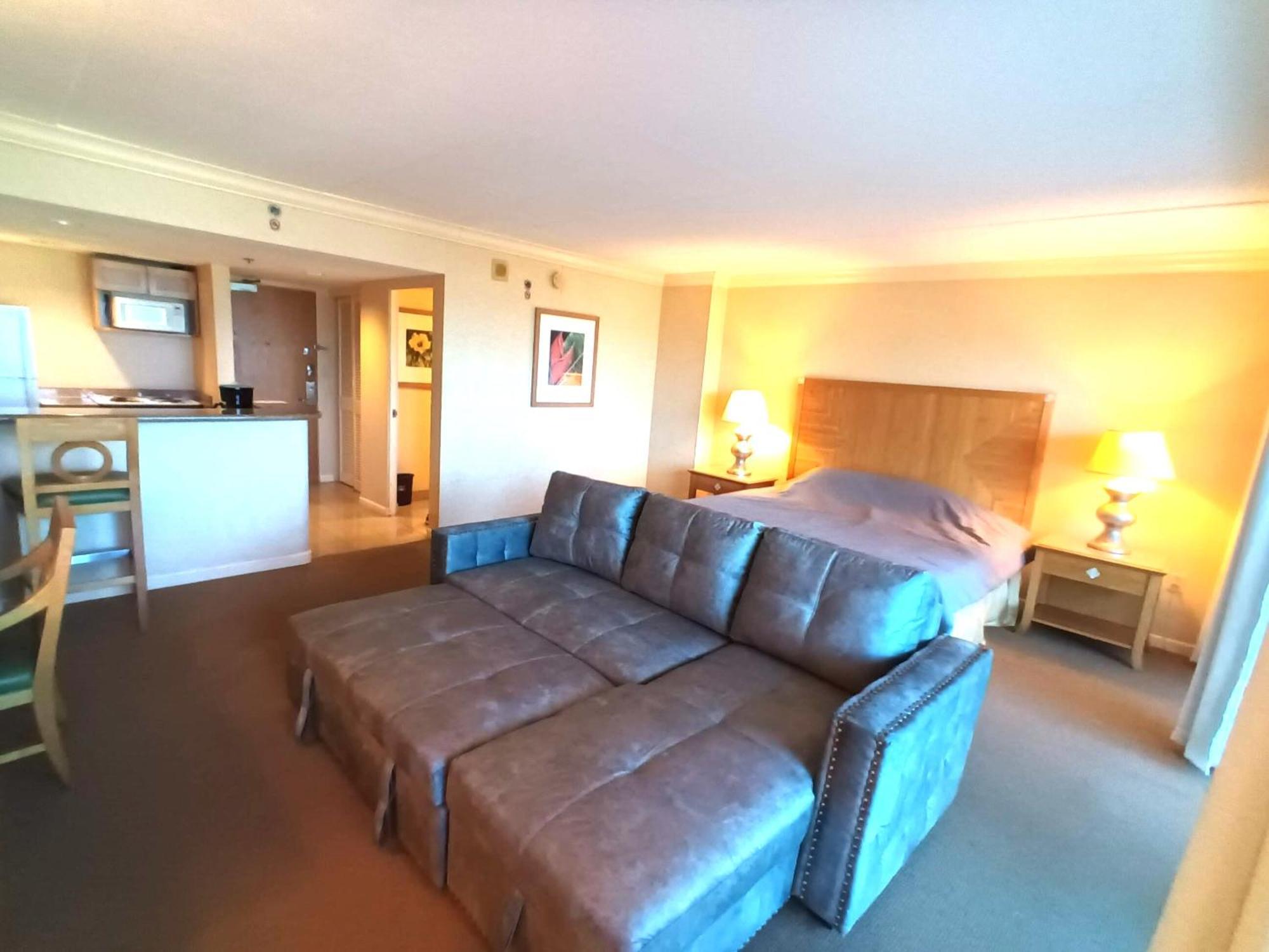 Ilikai Apt 302 - Spacious Studio With Stunning Ocean & Harbor Views 호놀룰루 외부 사진